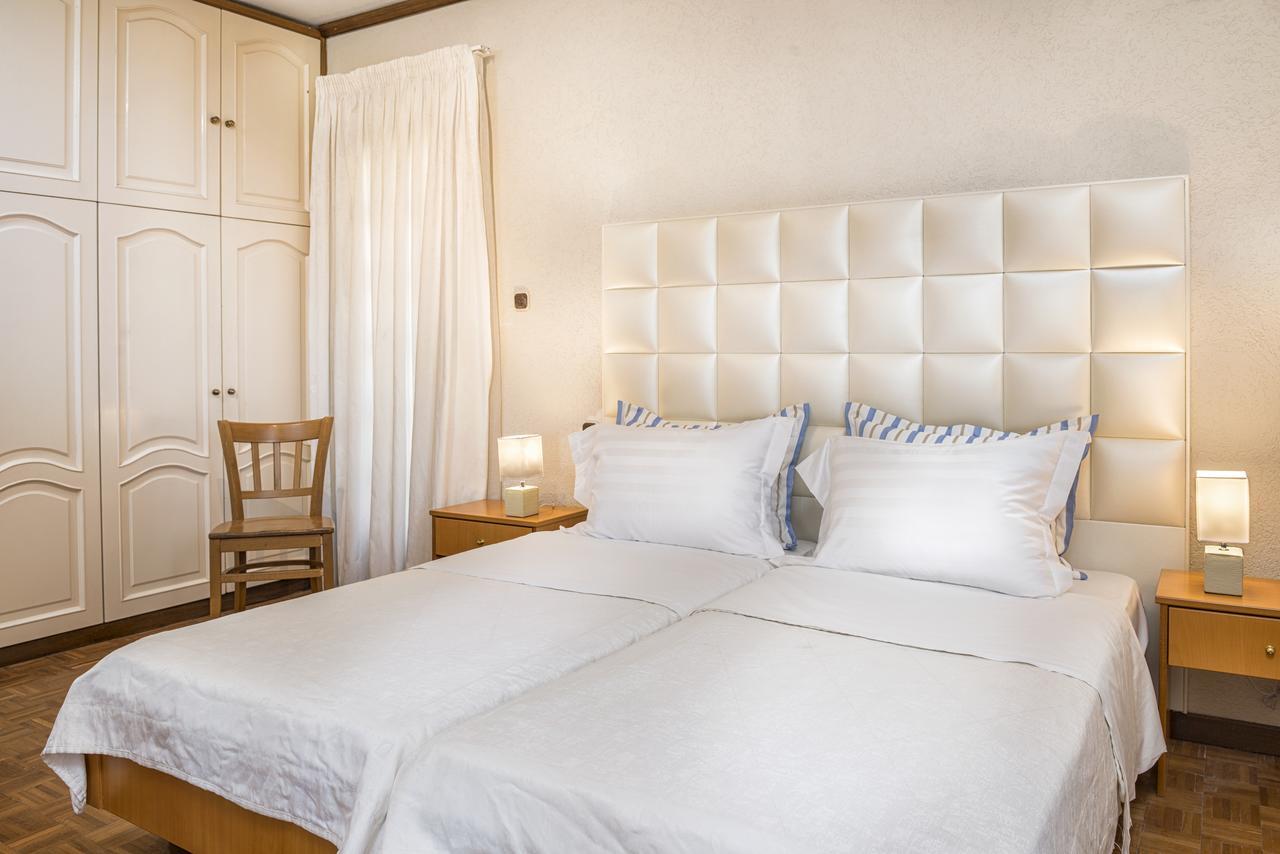 Georgalas Sun Beach Rooms Nea Kallikrateia Екстер'єр фото