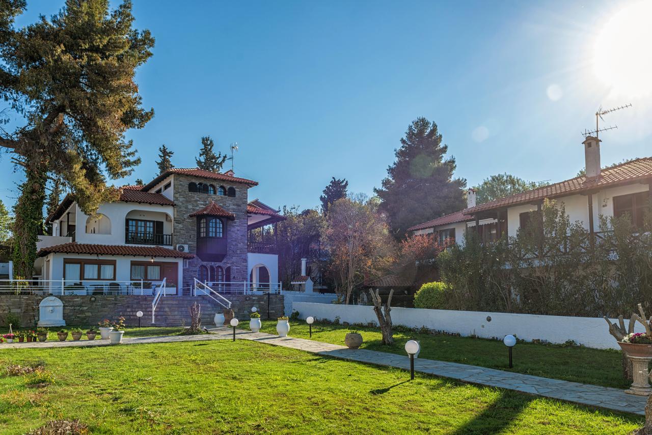 Georgalas Sun Beach Rooms Nea Kallikrateia Екстер'єр фото