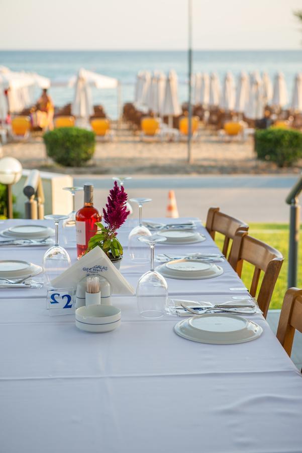 Georgalas Sun Beach Rooms Nea Kallikrateia Екстер'єр фото