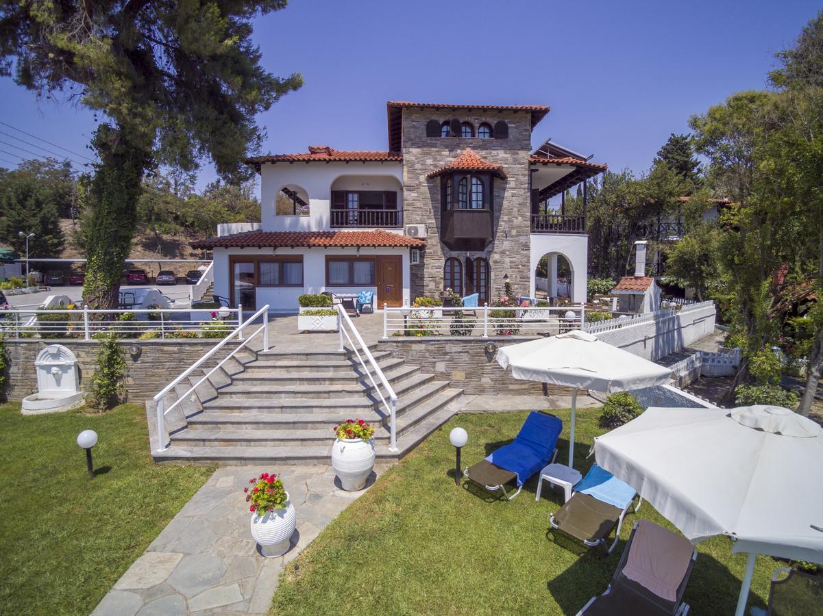 Georgalas Sun Beach Rooms Nea Kallikrateia Екстер'єр фото