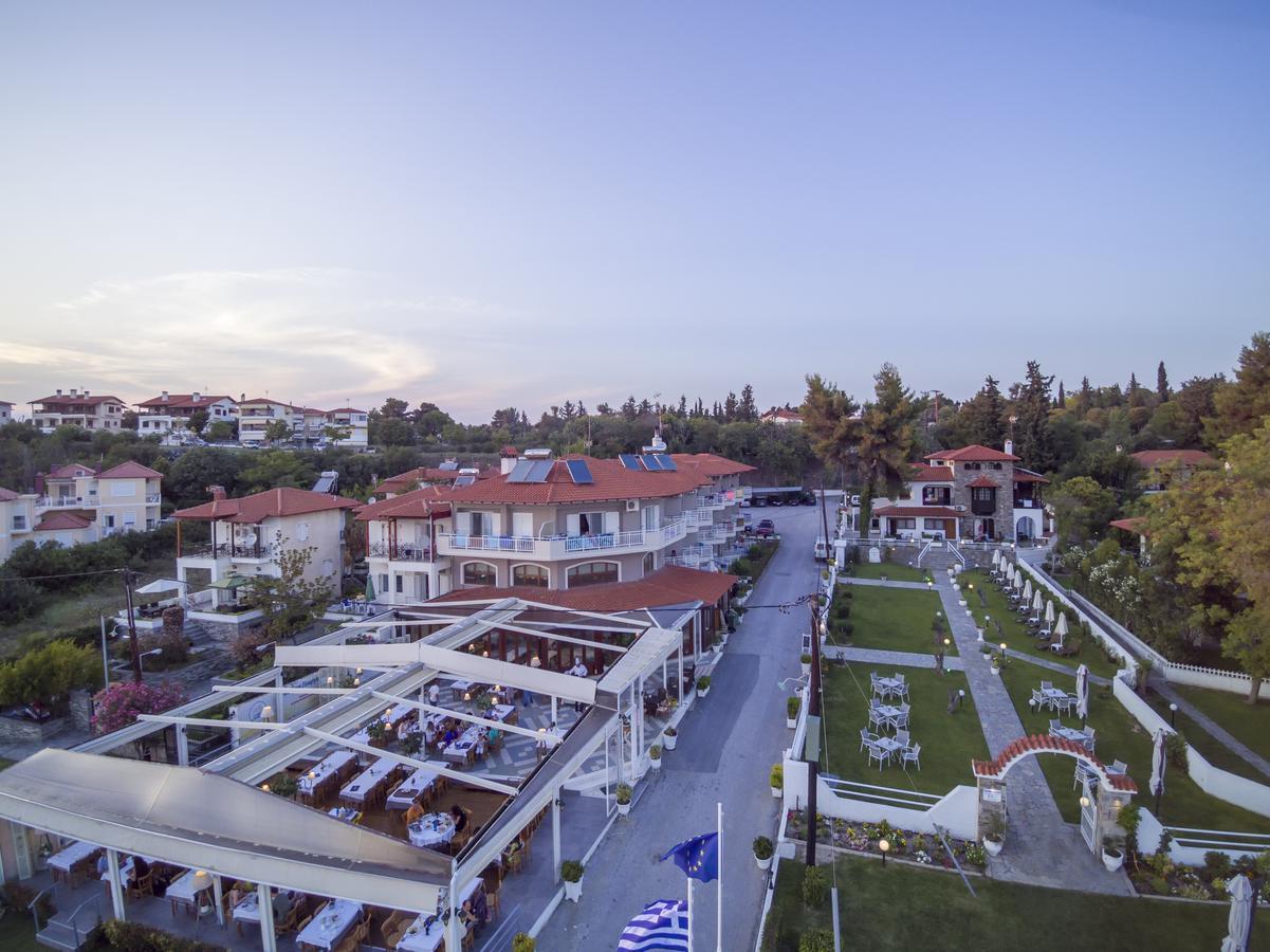 Georgalas Sun Beach Rooms Nea Kallikrateia Екстер'єр фото